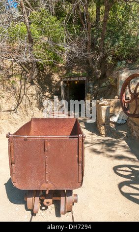 California, Julian, historic gold rush town dates from 1870, Eagle and High Peak Mine oar cart Stock Photo