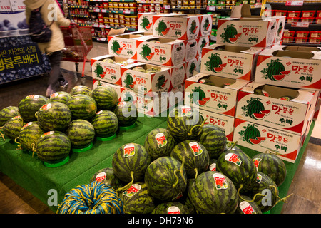 Interior of Lotte Mart Supermarket, Seoul, Korea Stock Photo