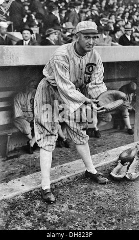 Shoeless Joe Jackson, posing as catcher, Chicago AL (base…