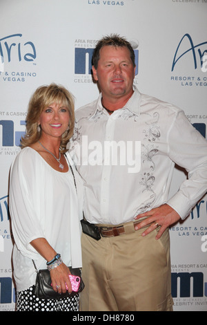 Inside Roger Clemens' 60th Birthday Party — a Lively Night of Singing,  Celebrating and Helping Out Houston Charities