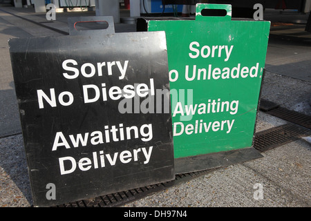 An Esso petrol station near Hammersmith Bridge Barnes is closed due to a fuel shortage Filling stations across country are Stock Photo