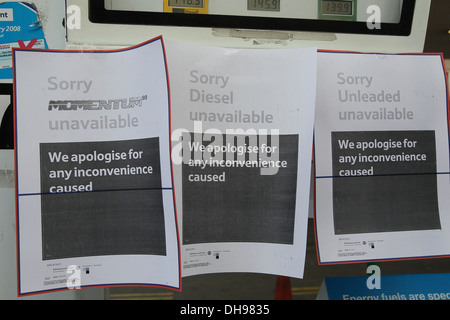 An Esso petrol station near Hammersmith Bridge Barnes is closed due to a fuel shortage Filling stations across country are Stock Photo