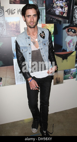 Tyson Ritter All American Rejects hold a record release party for their