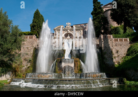 Neptune Fountain, Villa d'Este, Tivoli, Lazio, Italy Stock Photo