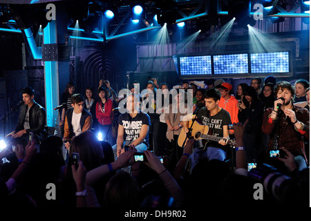 Siva Kaneswaran Nathan Sykes Max George Tom Parker and Jay McGuiness 'The Wanted' visits MuchMusic's NEW.MUSIC.LIVE promoting Stock Photo