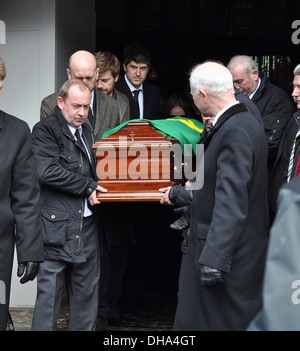 Atmosphere Funeral of Barney McKenna last original member of Ballad ...