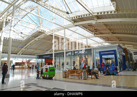 Interior of Friars Square Shopping Centre, Aylesbury, Buckinghamshire, England, United Kingdom Stock Photo