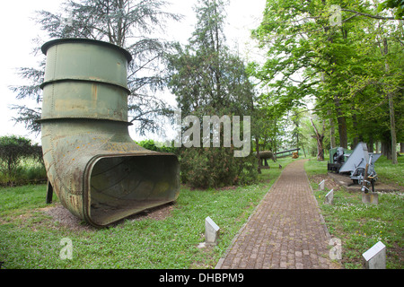 huge pipe, idrovora, drainage museum, valli di argenta, ravenna province, emilia romagna, italy, europe Stock Photo