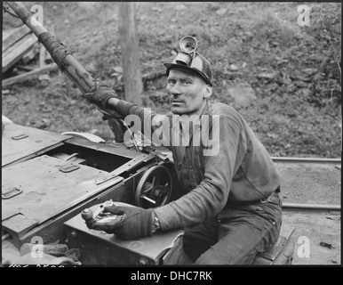 Motorman. P V & K Coal Company, Clover Gap Mine, Lejunior, Harlan County, Kentucky. 541292 Stock Photo