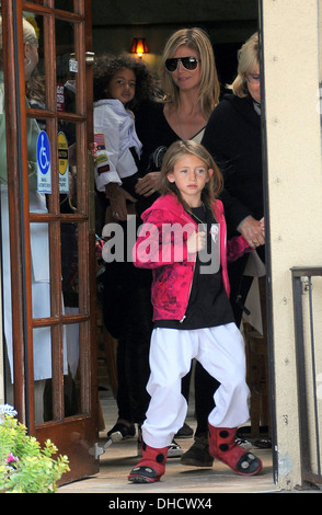 Heidi Klum and her daughters Leni Samuel and Lou Sulola Samuel leave a restaurant after having lunch children attended Karate Stock Photo