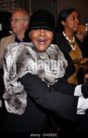 Cicely Tyson Broadway opening night of ‘A Streetcar Named Desire’ at Broadhurst Theatre – Arrivals New York City USA – 22.04.12 Stock Photo