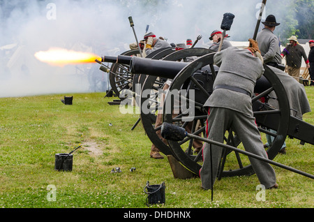 Confederate artillery unit cannon action during Thunder on the Roanoke Civil War reenactment in Plymouth, North Carolina, USA Stock Photo