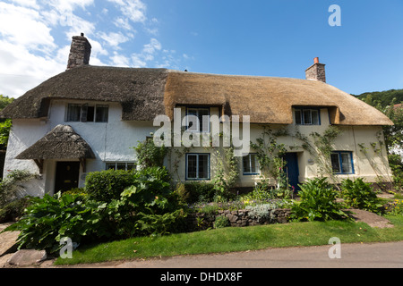 Beautiful thatched cottage in Dunster's Park Street Stock Photo