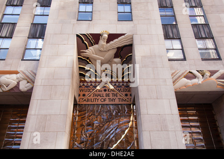 Statue of wisdom and knowledge, GE building, Rockefeller Center, Manhattan, New York City, United States of America. Stock Photo