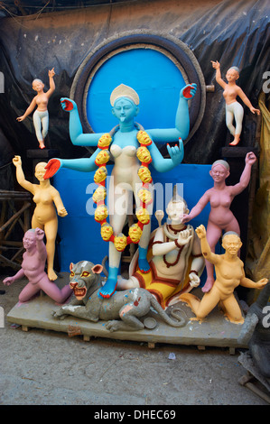 Clay statues of Hindu gods and goddesses, Kumartulli district, Kolkata (Calcutta), West Bengal, India, Asia Stock Photo