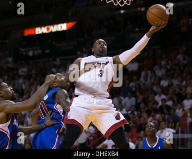 Miami, Florida, USA. 7th Nov, 2013. Miami Heat shooting guard Dwyane Wade (3) drives the lane at AmericanAirlines Arena in Miami, Florida on November 7, 2013. Credit:  Allen Eyestone/The Palm Beach Post/ZUMAPRESS.com/Alamy Live News Stock Photo