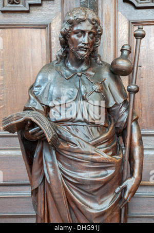 ANTWERP, BELGIUM - SEPTEMBER 5: Carved statue of st. Jacob the apostle in St. Pauls church (Paulskerk) Stock Photo