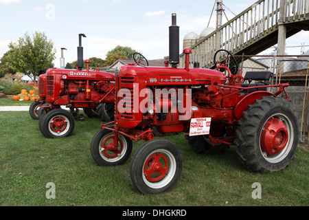 1954 Farmall 100 Stock Photo