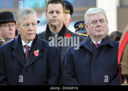 Belfast, Northern Ireland. 10th Nov 2013 - First Minister Peter Robinson with Tánaiste Eamon Gilmore at the Remembrance ceremony Stock Photo