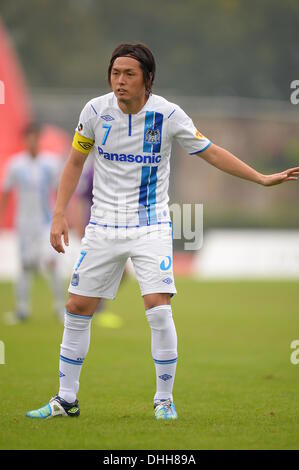 Kyoto, Japan. 10th Nov, 2013. Yasuhito Endo (Gamba) Football / Soccer : 2013 J.League Division 2 match between Kyoto Sanga F.C 0-2 Gamba Osaka at Nishikyogoku Stadium in Kyoto, Japan . © AFLO/Alamy Live News Stock Photo