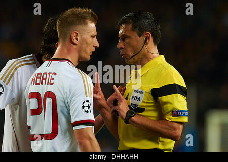 Ignazio Abate (AC Milan) talk with the referee, during the Champions League soccer match between FC Barcelona and AC Milan, at the Camp Nou stadium in Barcelona, Spain, wednesday, november 6, 2013. Foto: S.Lau Stock Photo