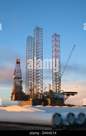 The two Jack-Up offshore north sea drilling oil rigs, Galaxy II and Ensco-120 at Prince Charles Wharf, River Tay, Dundee docks, Tayside, Scotland, UK Stock Photo