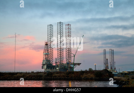 The two Jack-Up offshore north sea drilling oil rigs, Galaxy II and Ensco-120 at Prince Charles Wharf, River Tay, Dundee docks, Tayside, Scotland, UK Stock Photo