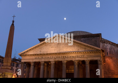 The Pantheon (temple of all the gods) at night - Rome, Italy Stock Photo