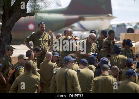 Cebu City, Philippines. 14th Nov, 2013. A briefing takes place for a 150 strong medical team of the IDF (Israeli Defence Force). Landing at Mactan International Airport,Cebu City after a 12 hour flight frome Tel Aviv,Israel. Bringing with them approximately 150 tons of medical equipment and macinery.They will head for the most Northern part of Cebu.The team have considerable post disaster skills having been involved with the Japanese Earthquake and Tsunami of 2011. Credit:  imagegallery2/Alamy Live News Stock Photo