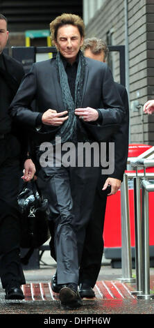 Barry Manilow outside the ITV studios London, England - 14.03.11 Stock ...