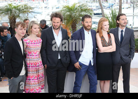 Shia Labeouf, Jason Clarke, Tom Hardy, John Hillcoat, Jessica Chastain  'Lawless' photocall during the 65th Annual Cannes Film Festival Cannes,  France - 19.05.12 Stock Photo - Alamy