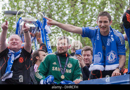 Frank Lampard Chelsea FC European Champions League victory parade - The European Champions League Trophy is displayed from an open top bus by players as they pass Stamford Bridge. London, England - 20.05.12 Stock Photo