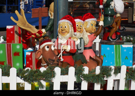 Bournemouth, UK 14 November 2013. Bournemouth prepares for Christmas, with the opening of the Christmas market in Town. Credit:  Carolyn Jenkins/Alamy Live News Stock Photo