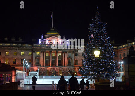 London, UK . 14th Nov, 2013. Crowds enjoy first public night at Somerset House ice rink London 14/11/2013 Credit:  JOHNNY ARMSTEAD/Alamy Live News Stock Photo