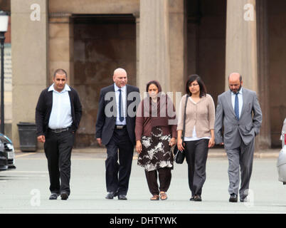 Iftikhar Ahmed and Farzana Ahmed at Chester Crown Court.  Iftikhar and his wife Farzana are accused of murdering thier daughter Shafilea in 2003 Cheshire, England - 24.05.12 Stock Photo