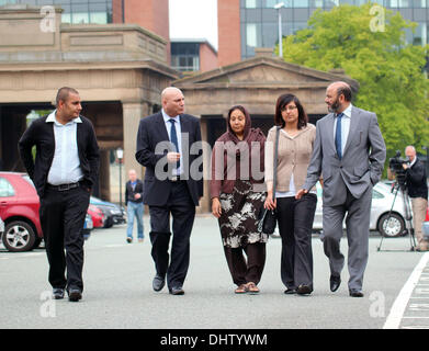 Iftikhar Ahmed and Farzana Ahmed at Chester Crown Court.  Iftikhar and his wife Farzana are accused of murdering thier daughter Shafilea in 2003 Cheshire, England - 24.05.12 Stock Photo