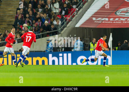 London, UK. 15th Nov, 2013. Chile's Alexis SANCHEZ celebrates his goal during the International Friendly fixture between England and Chile from Wembley Stadium. Credit:  Action Plus Sports/Alamy Live News Stock Photo