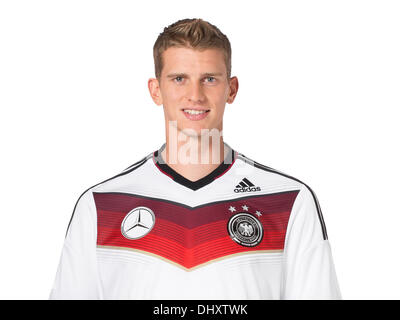 14th November 2013. Portrait of german national football player Lars Bender in the kit for the FIFA football World Cup 2014 in Brasil Credit:  kolvenbach/Alamy Live News Stock Photo