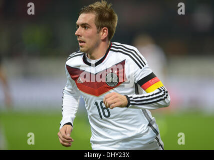 Milan, Italy. 15th Nov, 2013. Germany's Philipp Lahm during the friendly soccer match between Italy and Germany at Giuseppe Meazza Stadium (San Siro) in Milan, Italy, 15 November 2013. Photo: Andreas Gebert/dpa/Alamy Live News Stock Photo