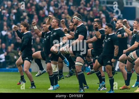 London, UK. 16th Nov, 2013. New Zealand perform The Haka prior to the International Rugby Union fixture between England and New Zealand from Twickenham. Credit:  Action Plus Sports/Alamy Live News Stock Photo