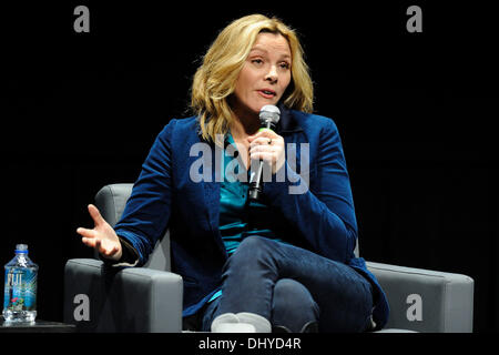 Toronto, Canada. 16th Nov 2013. English-Canadian actress Kim Cattrall speaks to an audience during  the inaugural Canadian International Television Festival at TIFF Bell Lightbox. Credit:  EXImages/Alamy Live News Stock Photo