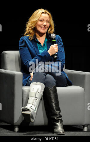 Toronto, Canada. 16th Nov 2013. English-Canadian actress Kim Cattrall speaks to an audience during  the inaugural Canadian International Television Festival at TIFF Bell Lightbox. Credit:  EXImages/Alamy Live News Stock Photo