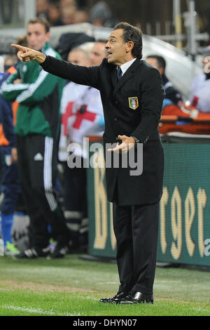 Milan, Italy. 15th Nov, 2013. Italy's head coach Cesare Prandelli reacts during the friendly soccer match between Italy and Germany at Giuseppe Meazza Stadium (San Siro) in Milan, Italy, 15 November 2013. Photo: Revierfoto - NO WIRE SERVICE/dpa/Alamy Live News Stock Photo