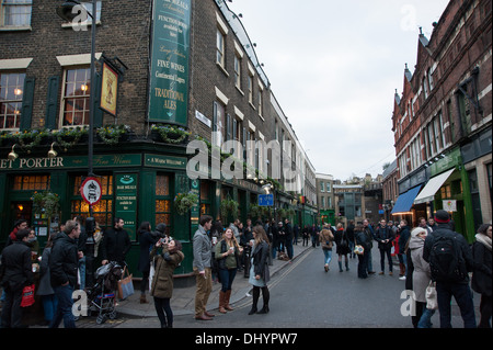 The Market Porter pub by Borough Market Southwark London UK Stock Photo