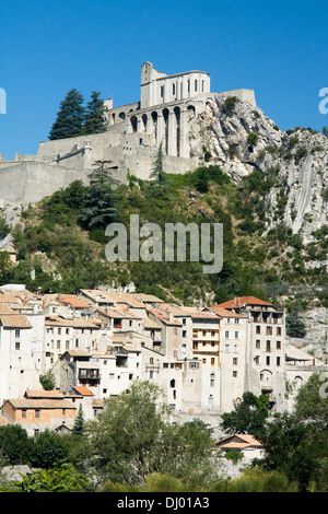 Town and Citadel of Sisteron, Alpes-de-Haute-Provence, France Stock Photo