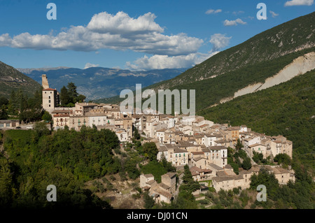 Anversa Degli Abruzzi L Aquila Italy Landscape Stock Photo Alamy