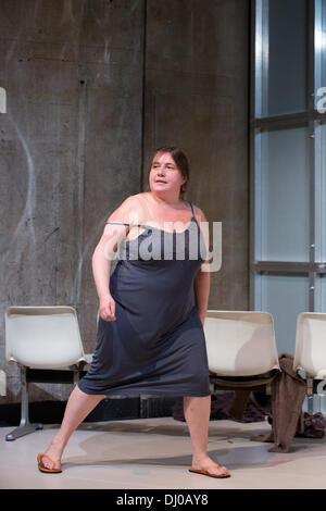 Hamburg, Germany. 13th Nov, 2013. The actress Bettina Stucky performs onstage during a photo rehearsal of the play 'Nach Europa' ('To Europe') at the Schauspielhaus in Hamburg, Germany, 13 November 2013. The theatre play 'To Europe', which is based on the novel 'Three Strong Women' by Marie NDiaye, premiered on 17 November 2013 under die direction of Friederike Heller. Photo: Christian Charisius/dpa/Alamy Live News Stock Photo