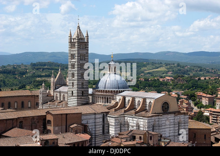 Siena Cathedral (Duomo di Siena), a medieval church in Siena, Italy. Stock Photo