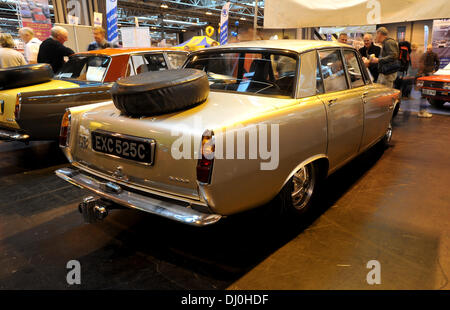 Birmingham, UK. 16th November 2013. Classic and vintage cars on display at Lancaster Insurance NEC Classic Car Show in Birmingham. Rover P6 2000 © Matthew Richardson/Alamy Live News Stock Photo