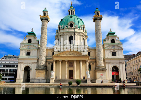 Karlskirche (St. Charles's Church), Vienna, Austria Stock Photo